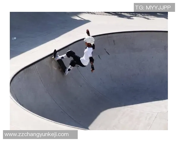 广州滑板队在极限运动会中以73分稳居积分榜首位